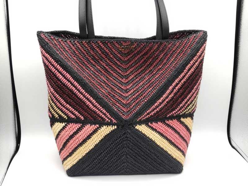 ロエベ買取　パズルフォルドトート